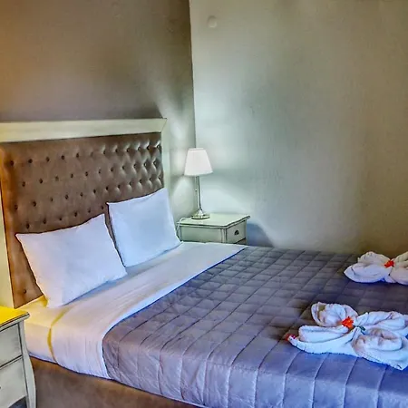 Rachoni Hotel *